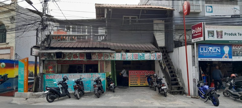 Rumah Siap Pakai dan Lokasi Strategis bisa di Gunakan untuk Ruang Usaha @Kebayoran Baru, Jakarta Selatan