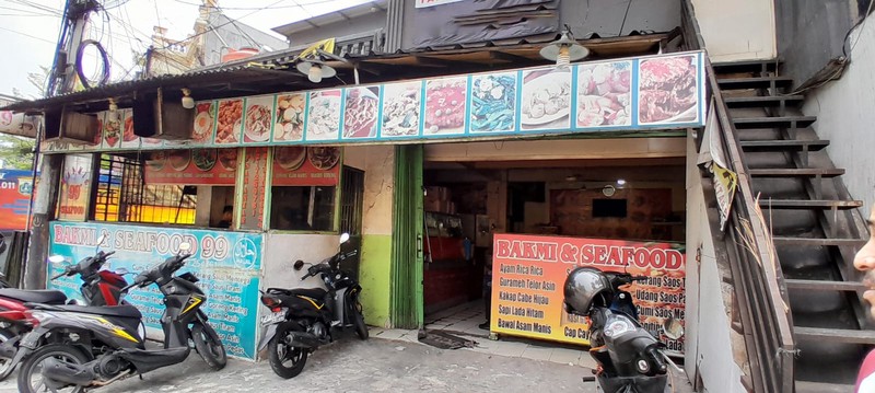 Rumah Siap Pakai dan Lokasi Strategis bisa di Gunakan untuk Ruang Usaha @Kebayoran Baru, Jakarta Selatan