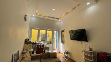 Rumah 2 Lantai Siap Huni dengan Hunian Nyaman dan Asri @Graha Bintaro, Tangerang Selatan