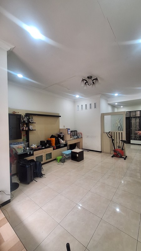 Dijual Rumah Villa Kalijudan Indah - Mulyorejo  - Surabaya Timur - Fresh Terawat 1 Lantai 