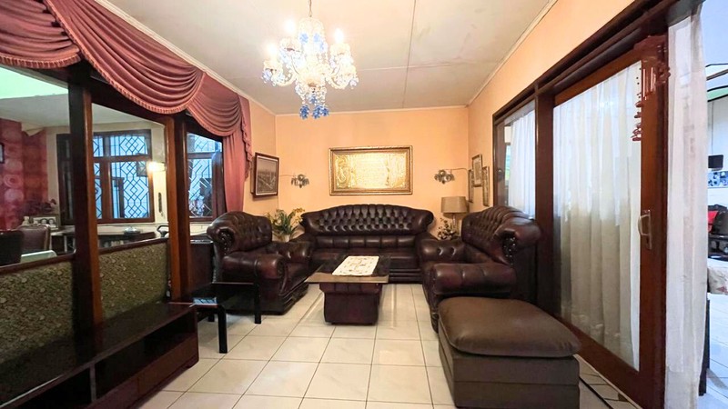 Rumah Asri dan Tenang Di Perumahan Kembar Mas Bandung