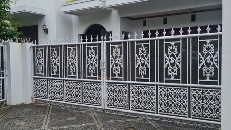 Rumah Bagus Di Jl Pengadegan Selatan Pancoran Jakarta Selatan