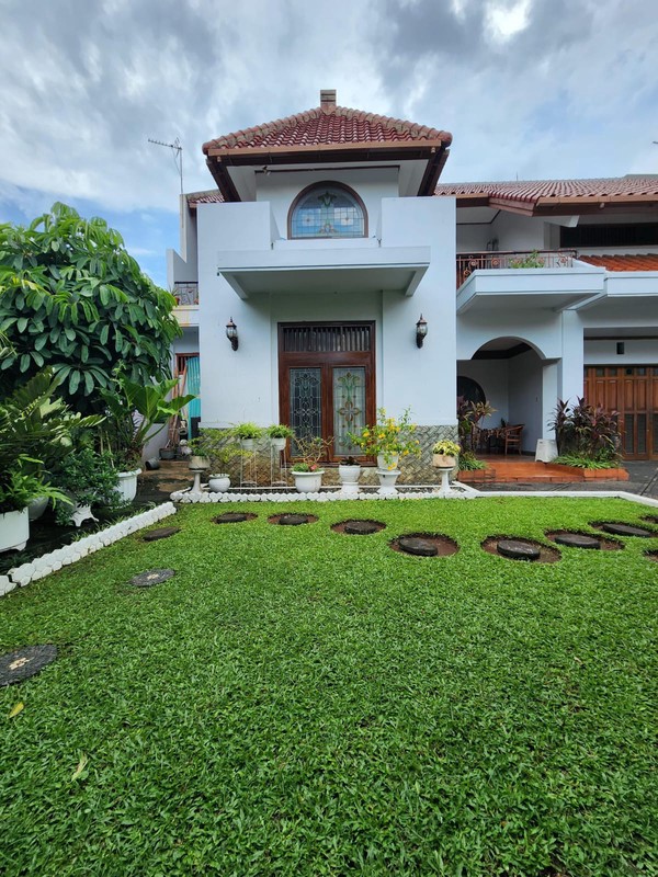 Rumah Bagus Di Jl Pengadegan Selatan Pancoran Jakarta Selatan