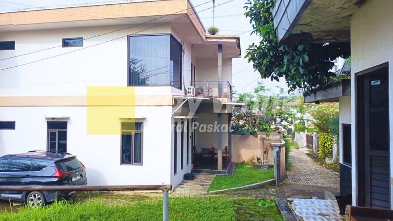 Rumah dan Kost 3 Lantai di Sukagalih Bandung