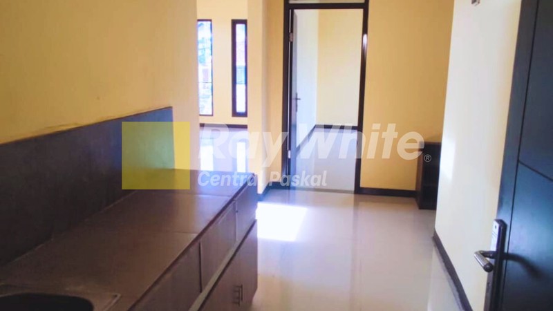 Rumah dan Kost 3 Lantai di Sukagalih Bandung