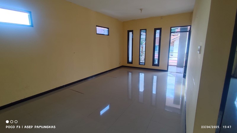 Rumah dan Kost 3 Lantai di Sukagalih Bandung