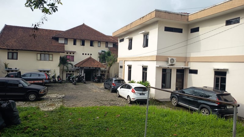 Rumah dan Kost 3 Lantai di Sukagalih Bandung