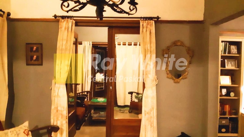 Rumah Bangunan Lama di Siliwangi Bandung