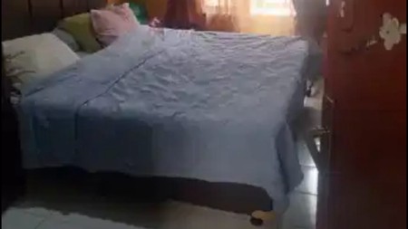 Rumah siap huni,lokasi ok di Graha Raya