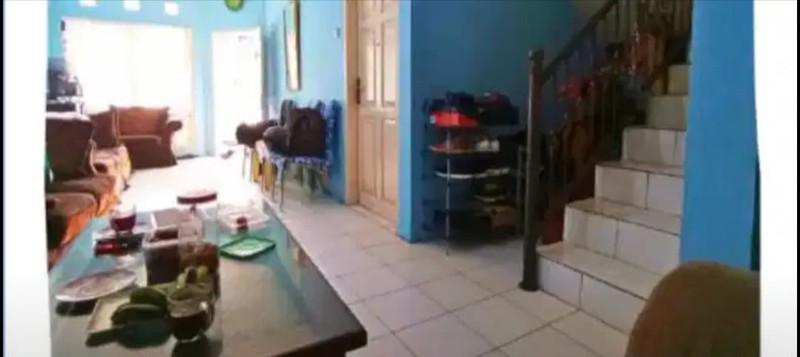 Rumah siap huni,lokasi ok di Graha Raya