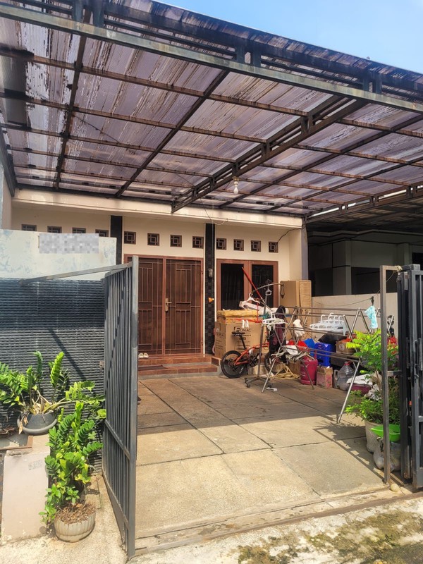 Rumah Bagus,dalam cluster di Graha Raya