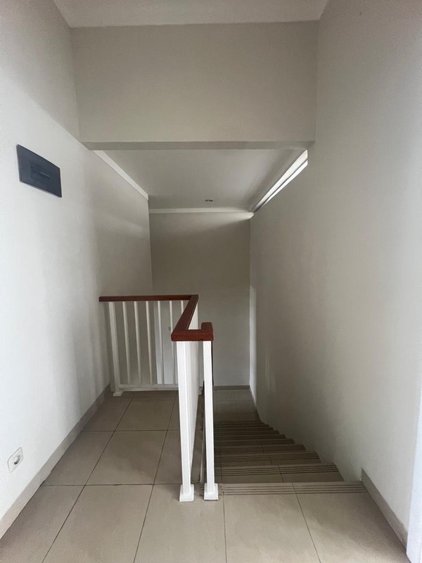 Rumah Siap Huni Bintaro dengan Lingkungan Asri dan Nyaman.