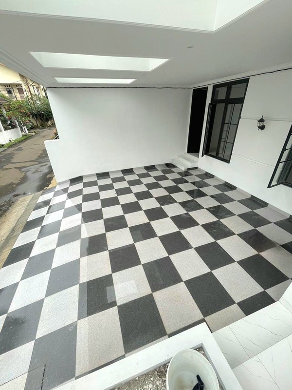 Rumah 2½ Lantai Siap Huni dengan Hunian Nyaman dan Asri @Sektor 9, Bintaro