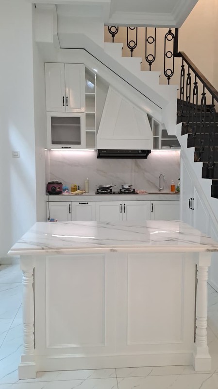 Rumah 2½ Lantai Siap Huni dengan Hunian Nyaman dan Asri @Sektor 9, Bintaro