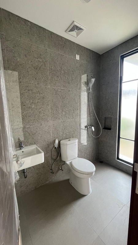 Rumah 2 Lantai Siap Huni dengan Hunian Nyaman dan Asri @Ciputat