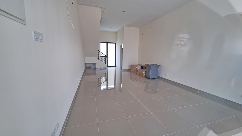 Ruko Premium traffic sangat tinggi di Madison Grande - Gading Serpong