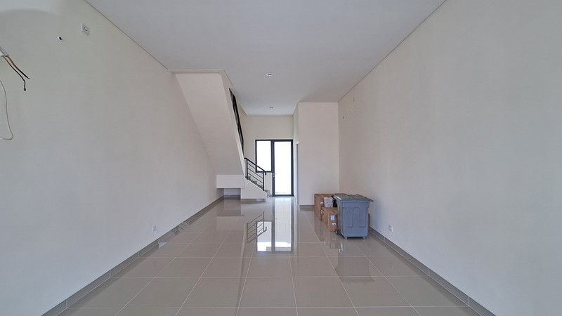 Ruko Premium traffic sangat tinggi di Madison Grande - Gading Serpong