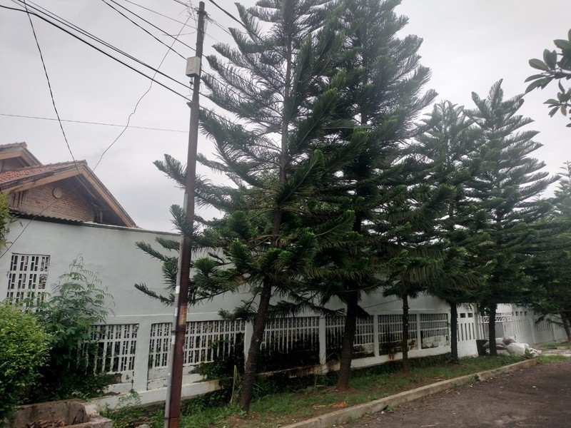 Rumah Siap Huni dengan Hunian Nyaman dan Asri di Ciputat