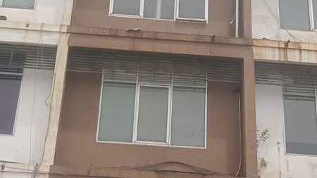 SEWA RUKO 3 LANTAI KALI RUNGKUT SURABAYA TIMUR