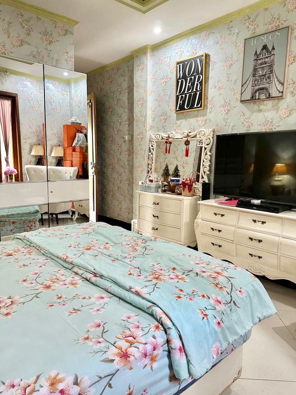 Rumah Mewah 2 Lantai Lokasi Sangat Dekat Dengan Pakuwon Mall, Condongcatur, Depok, Sleman