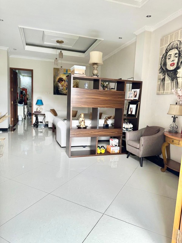 Rumah Mewah 2 Lantai Lokasi Sangat Dekat Dengan Pakuwon Mall, Condongcatur, Depok, Sleman