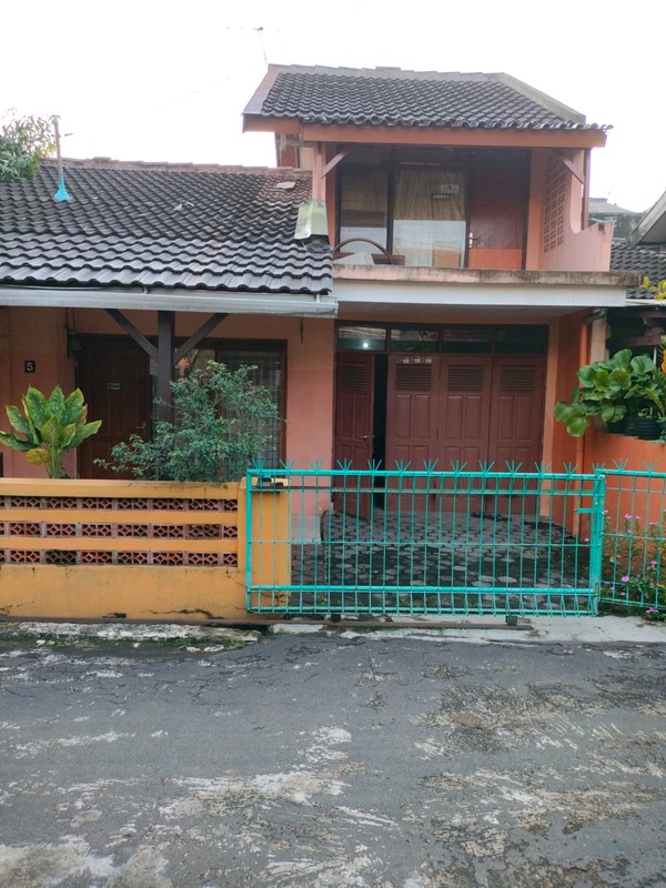 Rumah di Riung Resmi di Sayap Gede Bage Bandung 