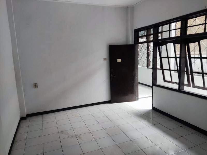 STRATEGIS! Rumah Nyaman di Komplek Kurdi, Bandung!