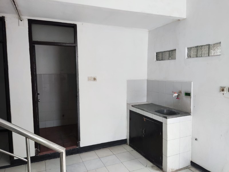 STRATEGIS! Rumah Nyaman di Komplek Kurdi, Bandung!