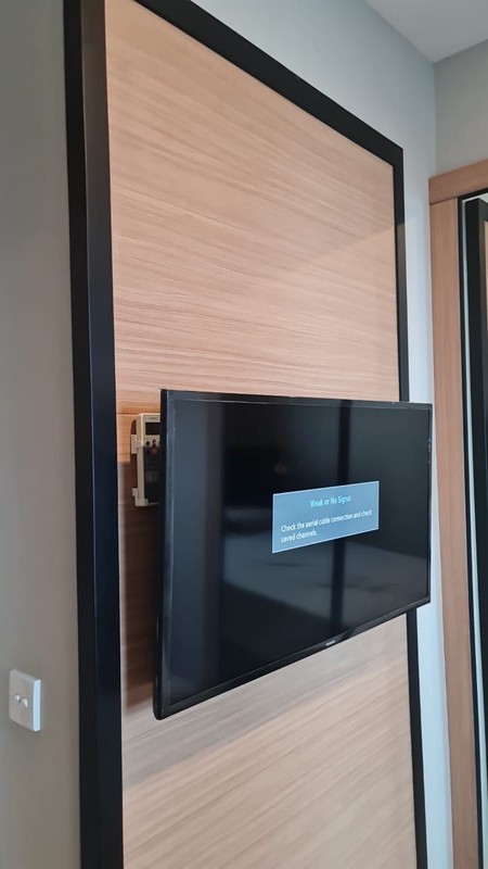 Sewa Apartemen One Icon Surabaya: 3BR Private Lift, Connect TP, Turun Harga!