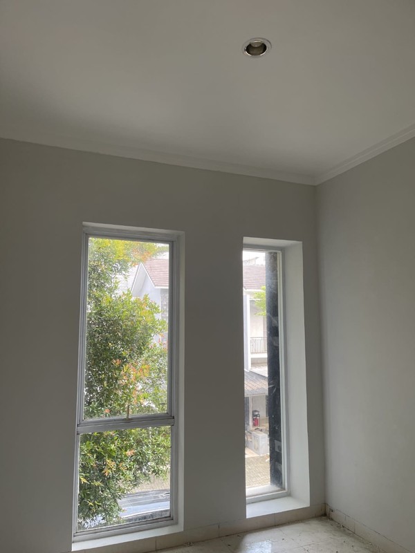 Rumah 2 Lantai Siap Huni dengan Hunian Nyaman dan Asri @Graha Raya Bintaro