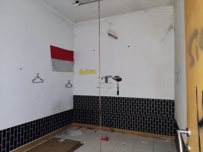 STRATEGIS! Ruko 2 Lantai Siap Pakai di Moch Toha, Bandung!