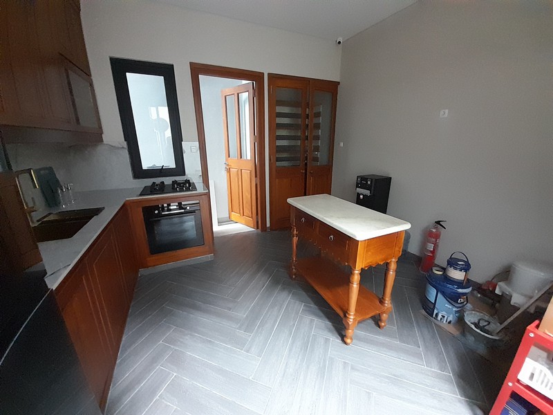 Disewakan Gedung Kantor Siap Pakai Di Blok M Jakarta Selatan