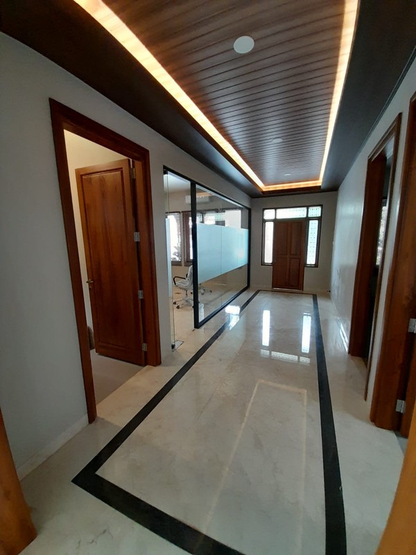 Disewakan Gedung Kantor Siap Pakai Di Blok M Jakarta Selatan