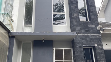 Rumah 2 Lantai Siap Huni dengan Hunian Nyaman dan Asri @Graha Raya Bintaro