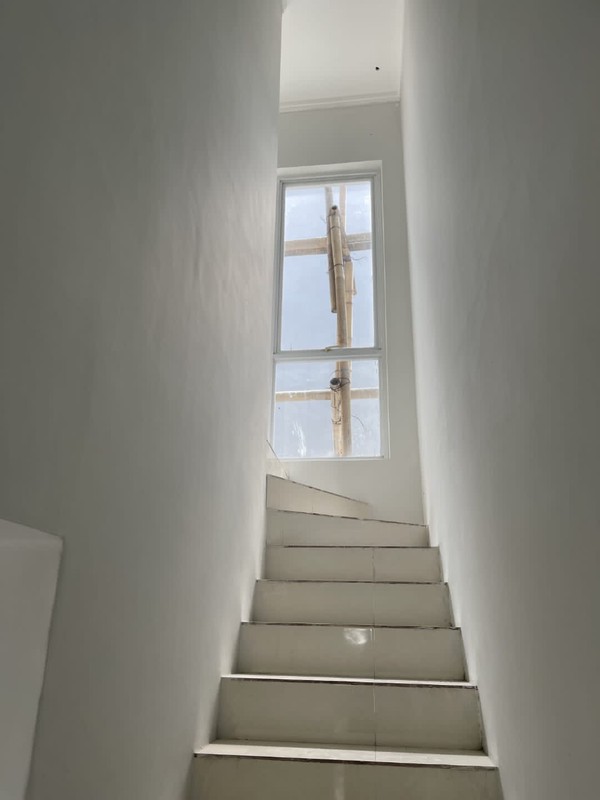 Rumah 2 Lantai Siap Huni dengan Hunian Nyaman dan Asri @Graha Raya Bintaro