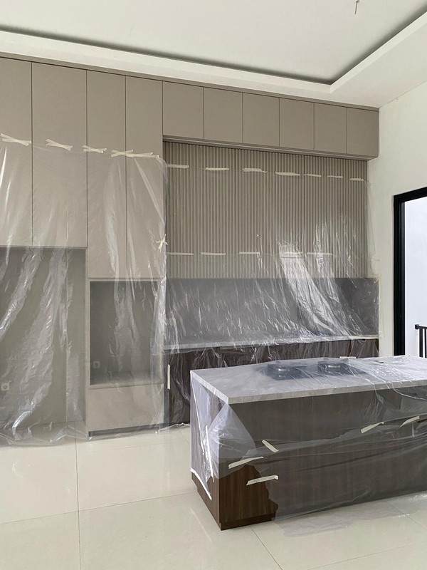 Dijual Rumah Minimalis 3 Lantai di Citra Dua Extension