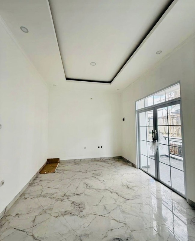 Rumah 2 Lantai Siap Huni dengan Hunian Nyaman dan Asri @Pesanggrahan, Jakarta Selatan