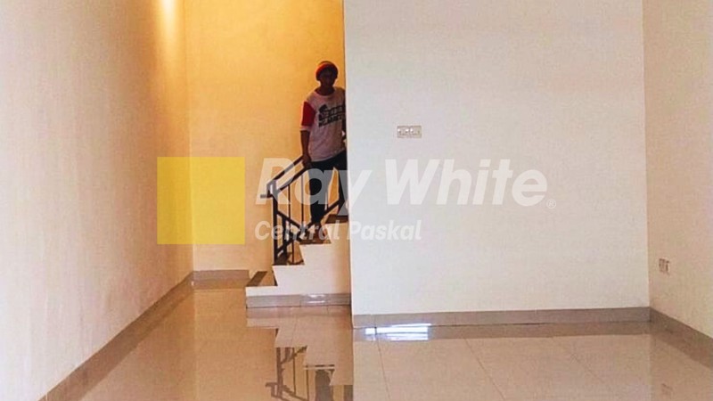 Ruko 3 Lantai di Terusan Buah Batu Bandung