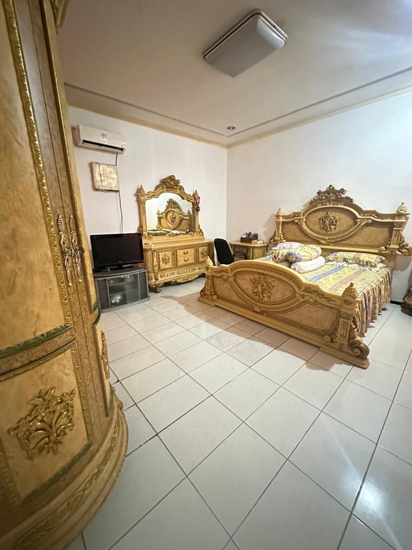 MURAH Luas 600 m2 Dijual Rumah Raya Satelit - Sukomanunggal - Surabaya Barat - Hadap Nol Jalan Raya Komersial Area Cocok Buat Segala Usaha / Dibangun Ulang Buat Pertokoan Ruko