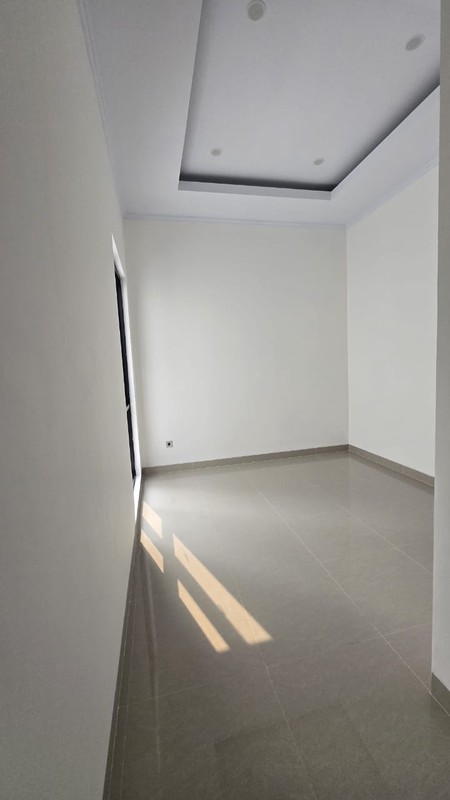 Dijual Rumah Brand New di Meruya Selatan