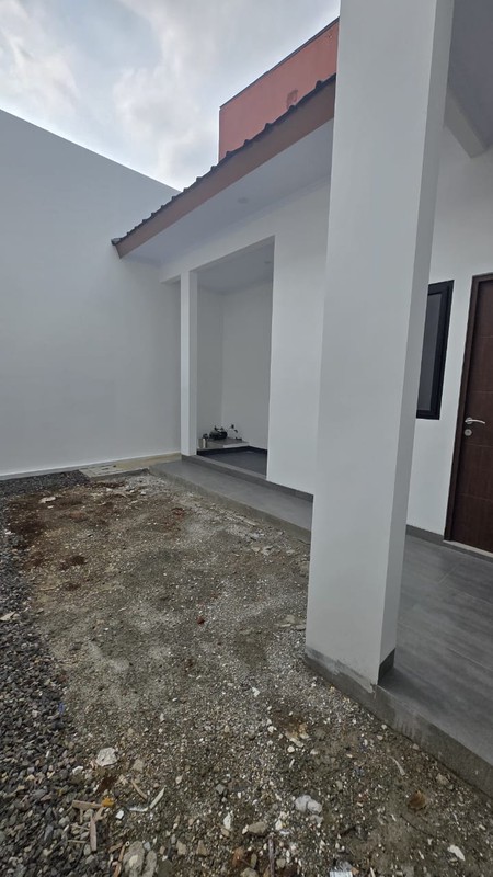 Dijual Rumah Brand New di Meruya Selatan