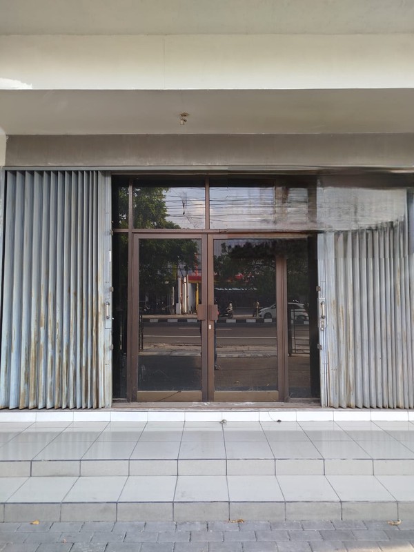 Ruko Disewakan - Lokasi Super Strategis di Jalan Solo-Yogya