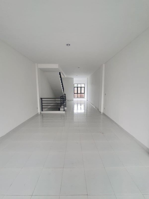 Dijual Ruko Brand New 3.5 Lantai Cengkareng Jakarta Barat