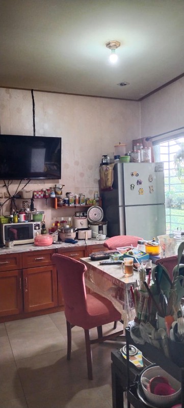 Rumah 2 Lantai Pinggir Jalan di Mekarwangi Bandung