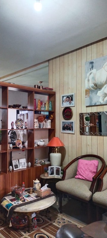 Rumah 2 Lantai Pinggir Jalan di Mekarwangi Bandung