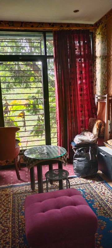 Rumah 2 Lantai Pinggir Jalan di Mekarwangi Bandung