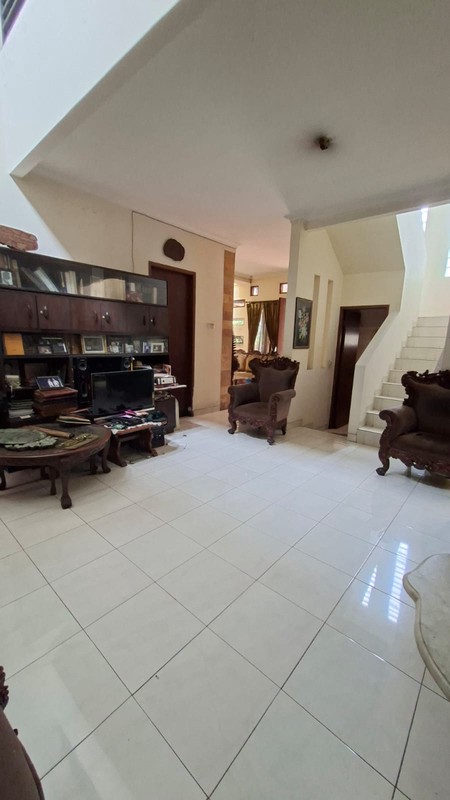 Rumah 2 Lantai Siap Huni dengan Hunian Nyaman dan Asri @Bintaro Sektor 9.