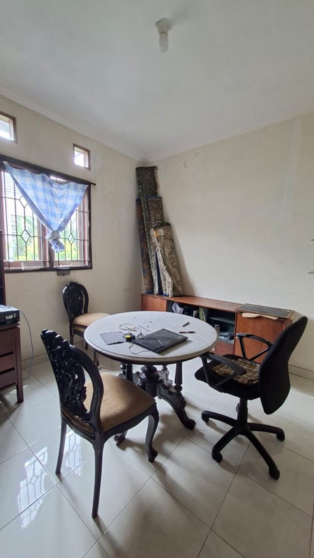 Rumah 2 Lantai Siap Huni dengan Hunian Nyaman dan Asri @Bintaro Sektor 9.