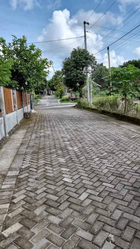 Dijual cepat  tanah strategis di jalan Kaliurang ,Jogjakarta