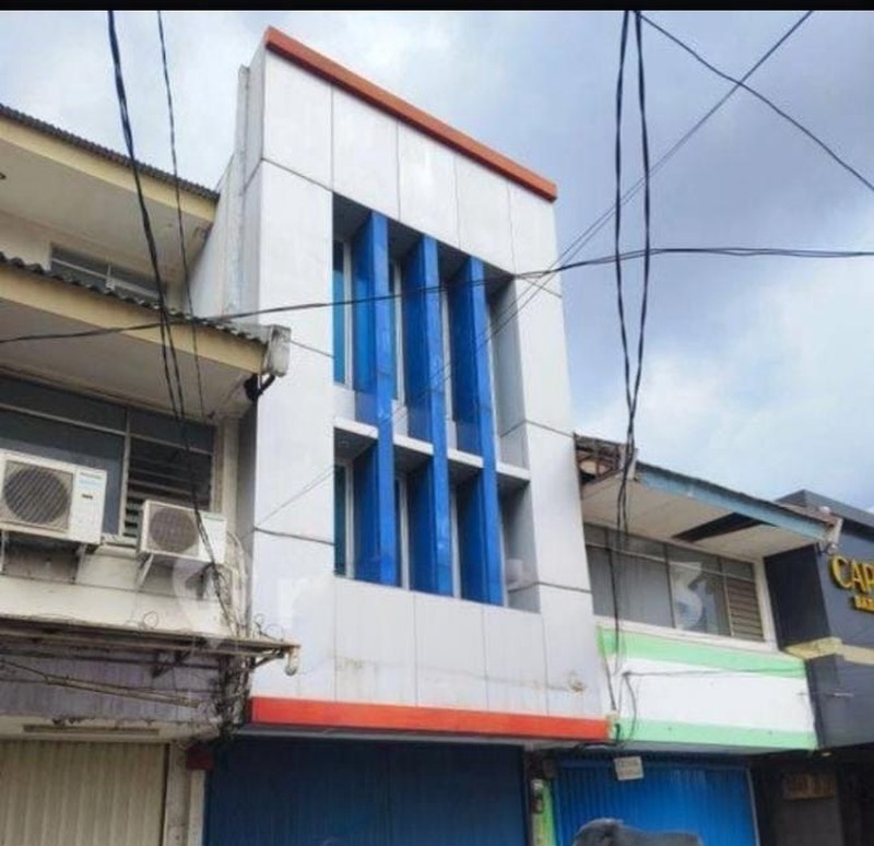 Ruko Strategis eks Bank di Cinere Raya